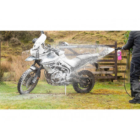 Muc-Off x Triumph Motorcycle Cleaning Kit 