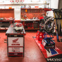 Support sponsor pour établis F16